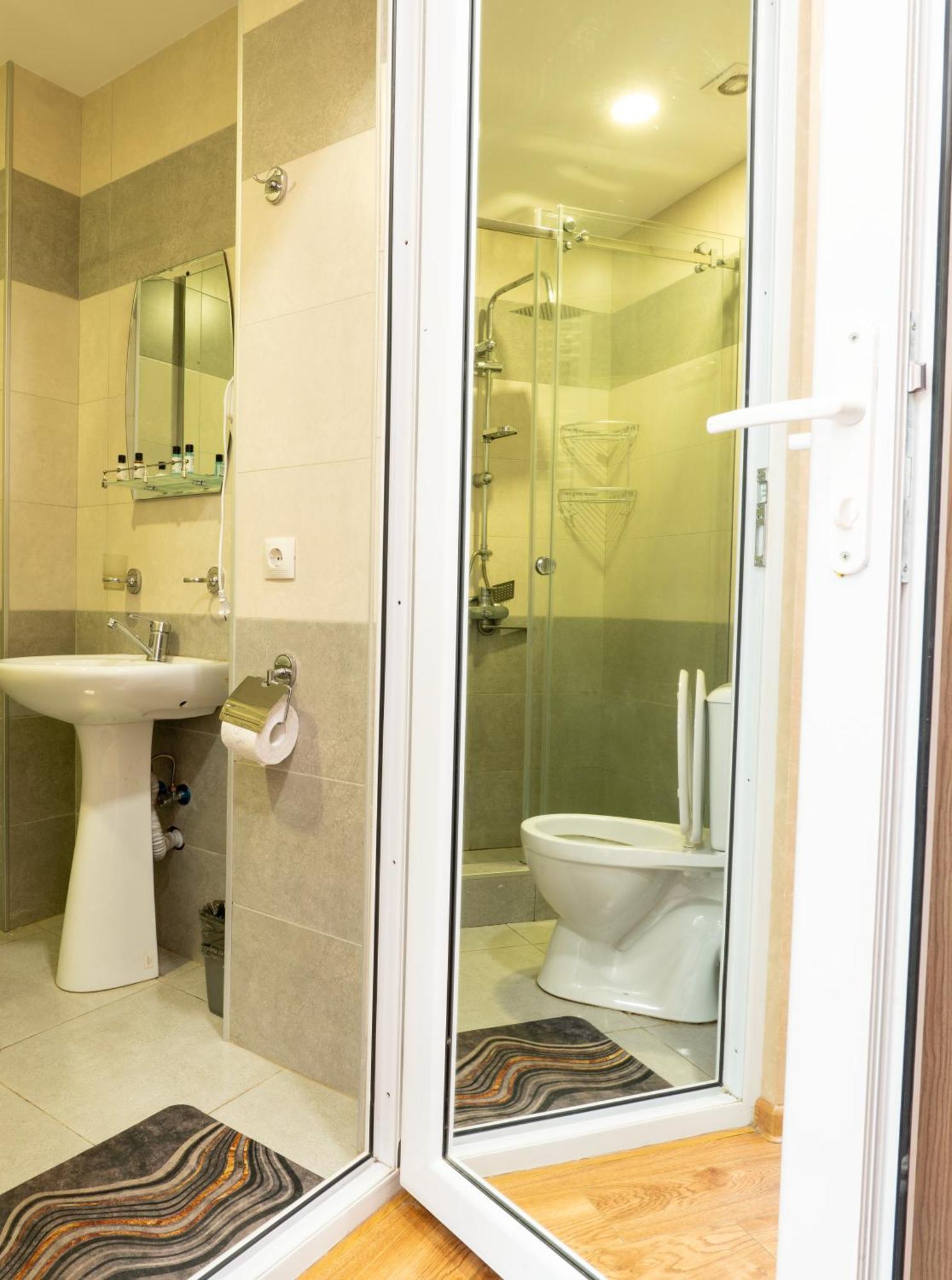 Hotel A&K Tbilisi Bagian luar foto